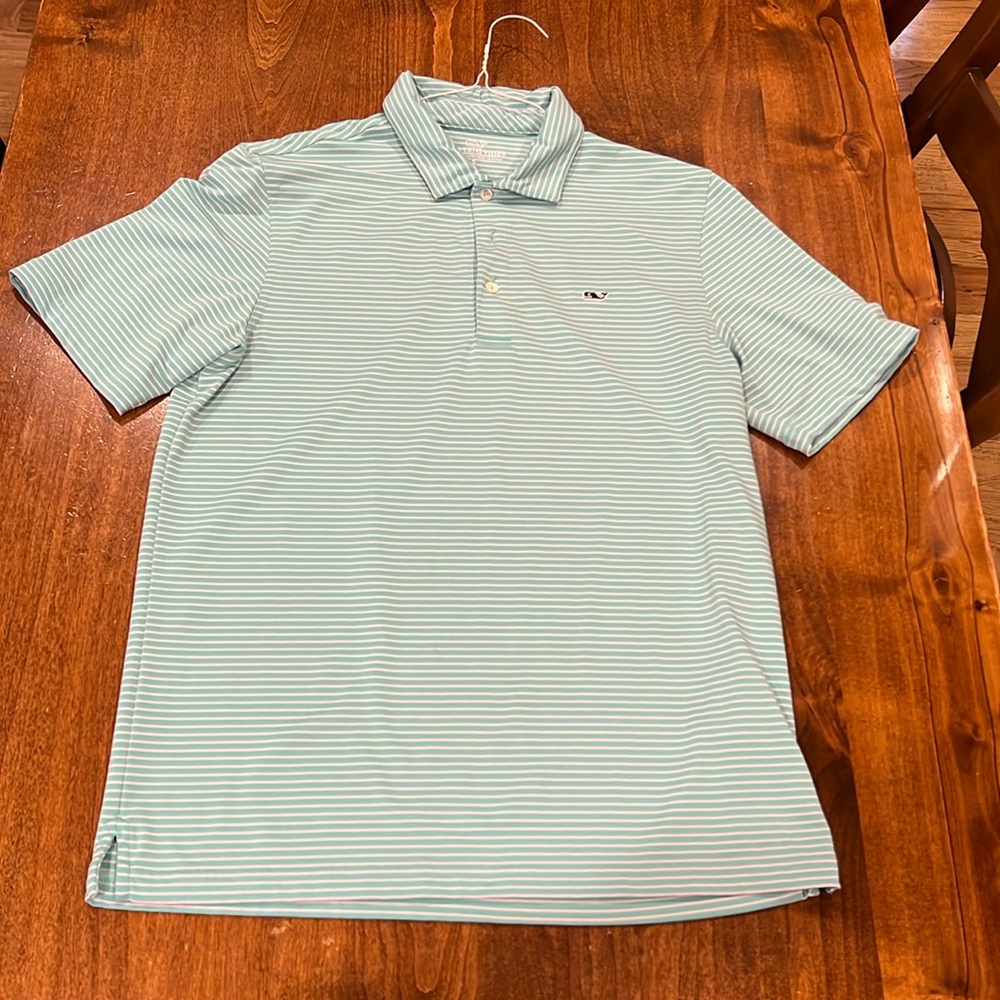 Men’s Vinyard Vines golf shirt. Green striped size S & in perfect condition.